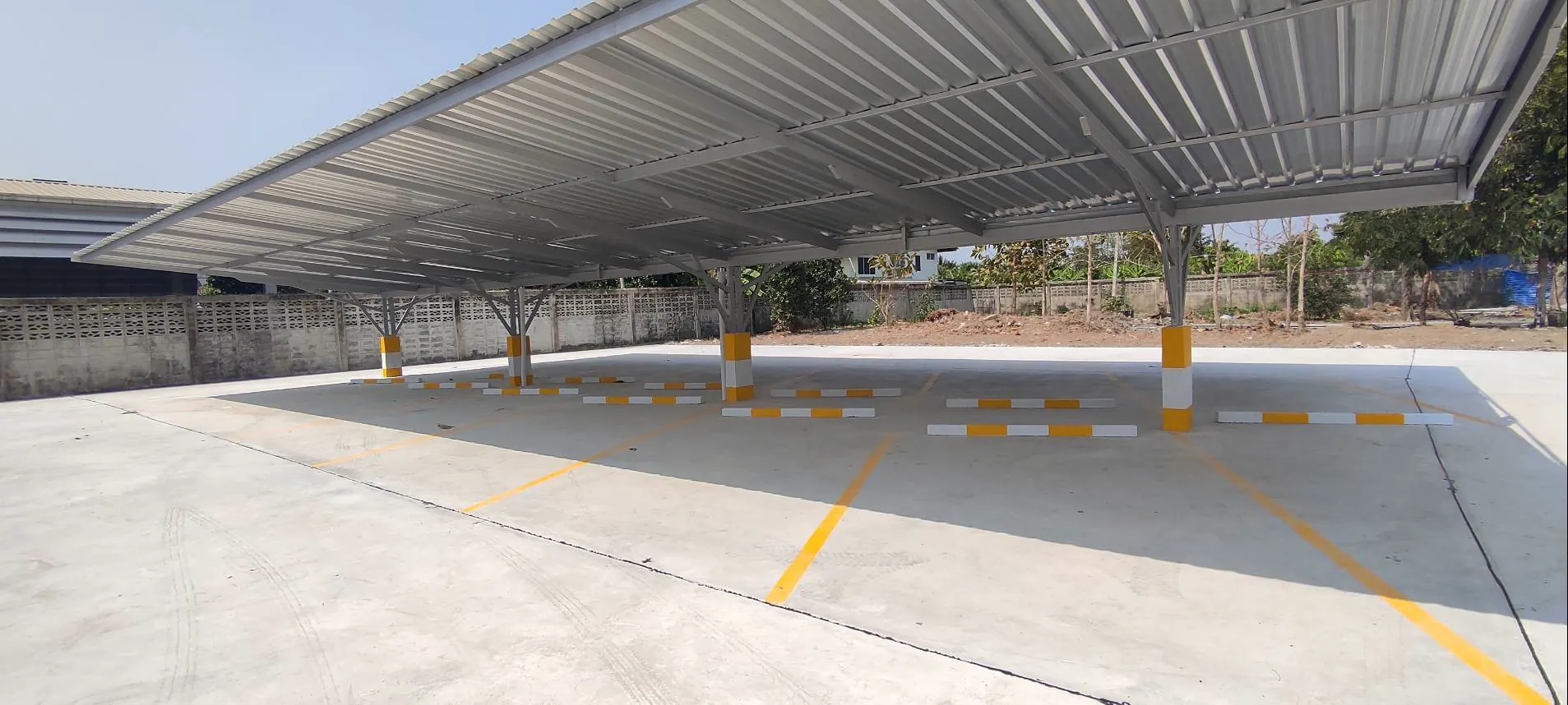 งานโครงสร้าง ลานคอนกรีต และงานโยธา